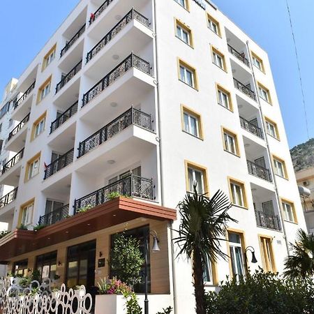Carpe Diem Apartments-Hotel Shëngjin エクステリア 写真