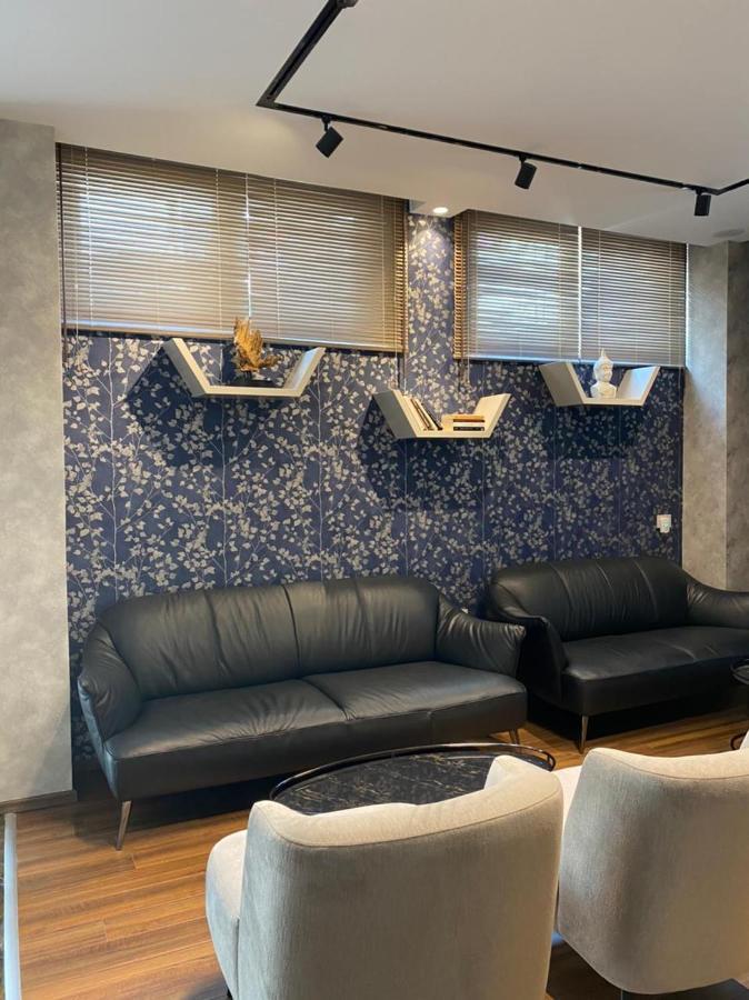 Carpe Diem Apartments-Hotel Shëngjin エクステリア 写真