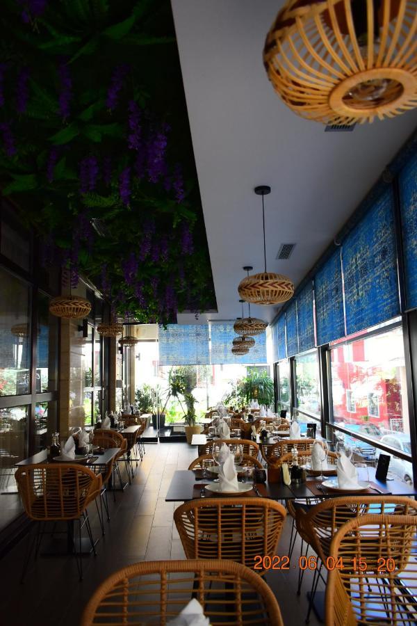 Carpe Diem Apartments-Hotel Shëngjin エクステリア 写真