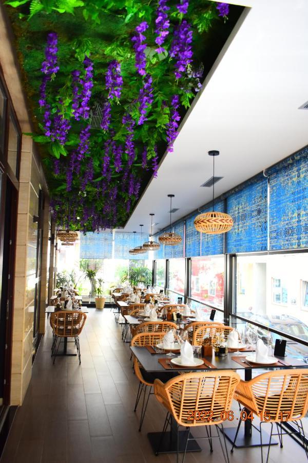 Carpe Diem Apartments-Hotel Shëngjin エクステリア 写真