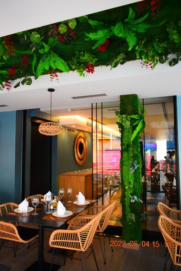 Carpe Diem Apartments-Hotel Shëngjin エクステリア 写真