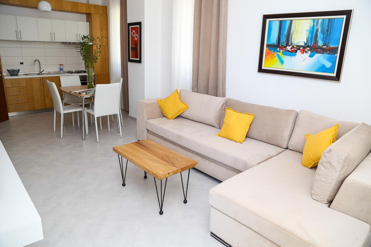 Carpe Diem Apartments-Hotel Shëngjin エクステリア 写真