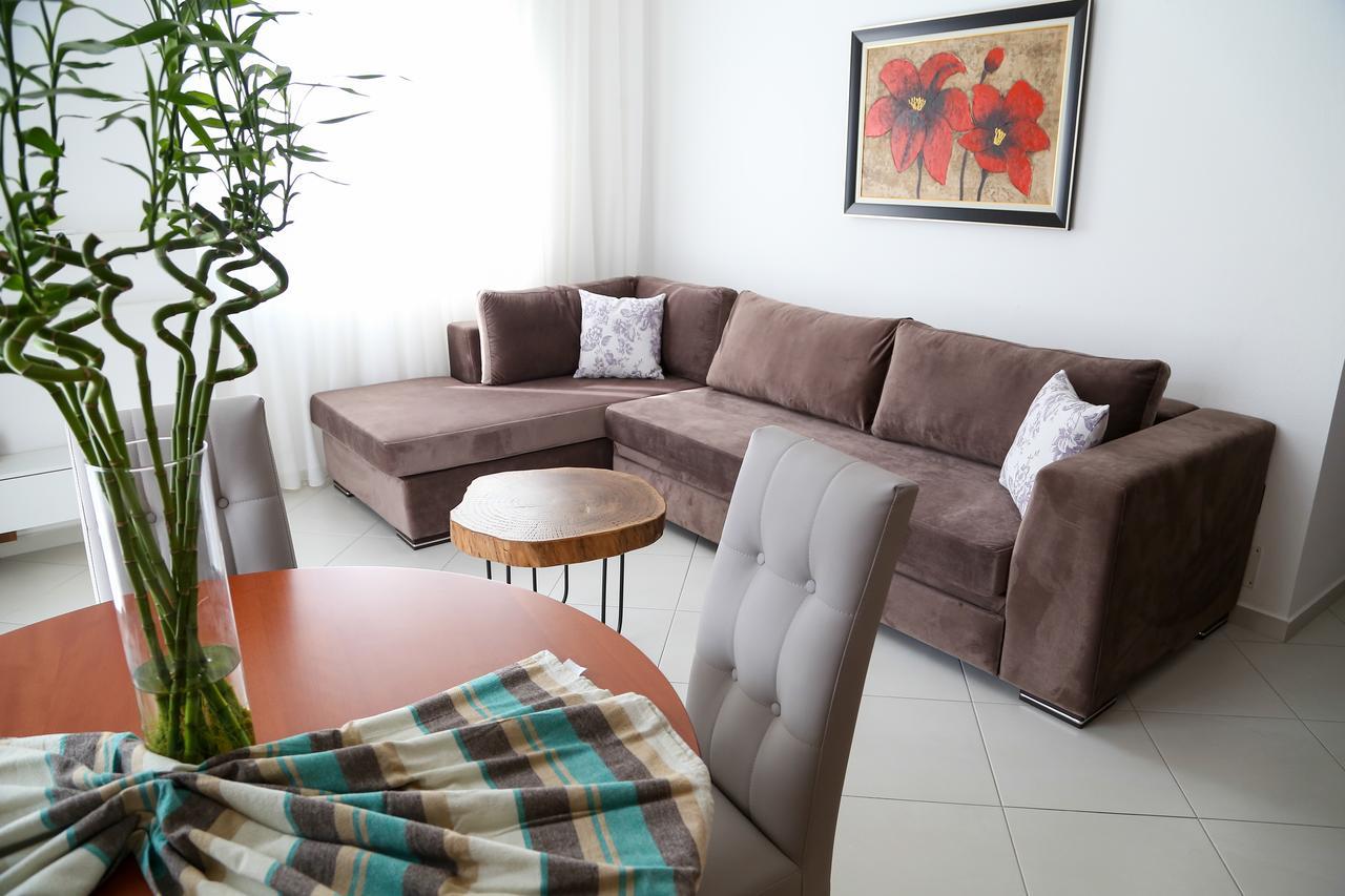 Carpe Diem Apartments-Hotel Shëngjin エクステリア 写真