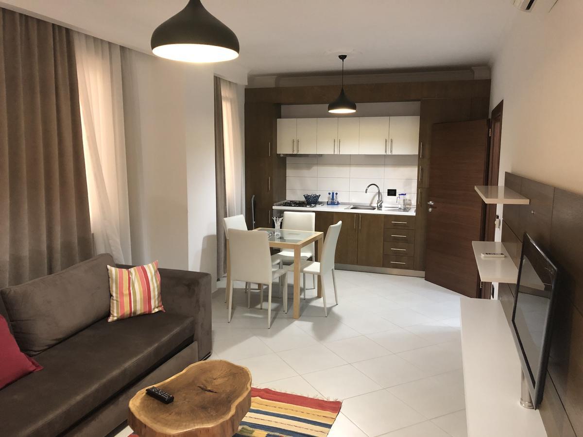 Carpe Diem Apartments-Hotel Shëngjin エクステリア 写真